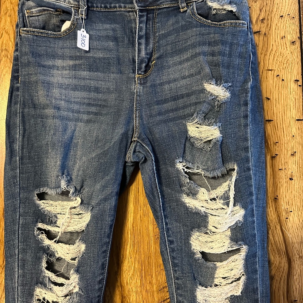 Cello denim jeans. Size 9. Juniors. - Picture 5 of 15
